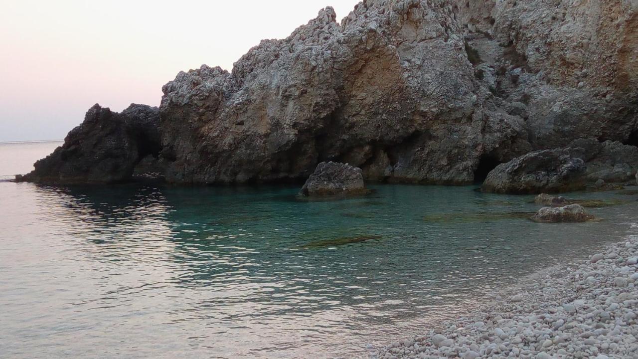 Vila Ponderosa Lixouri Exteriér fotografie
