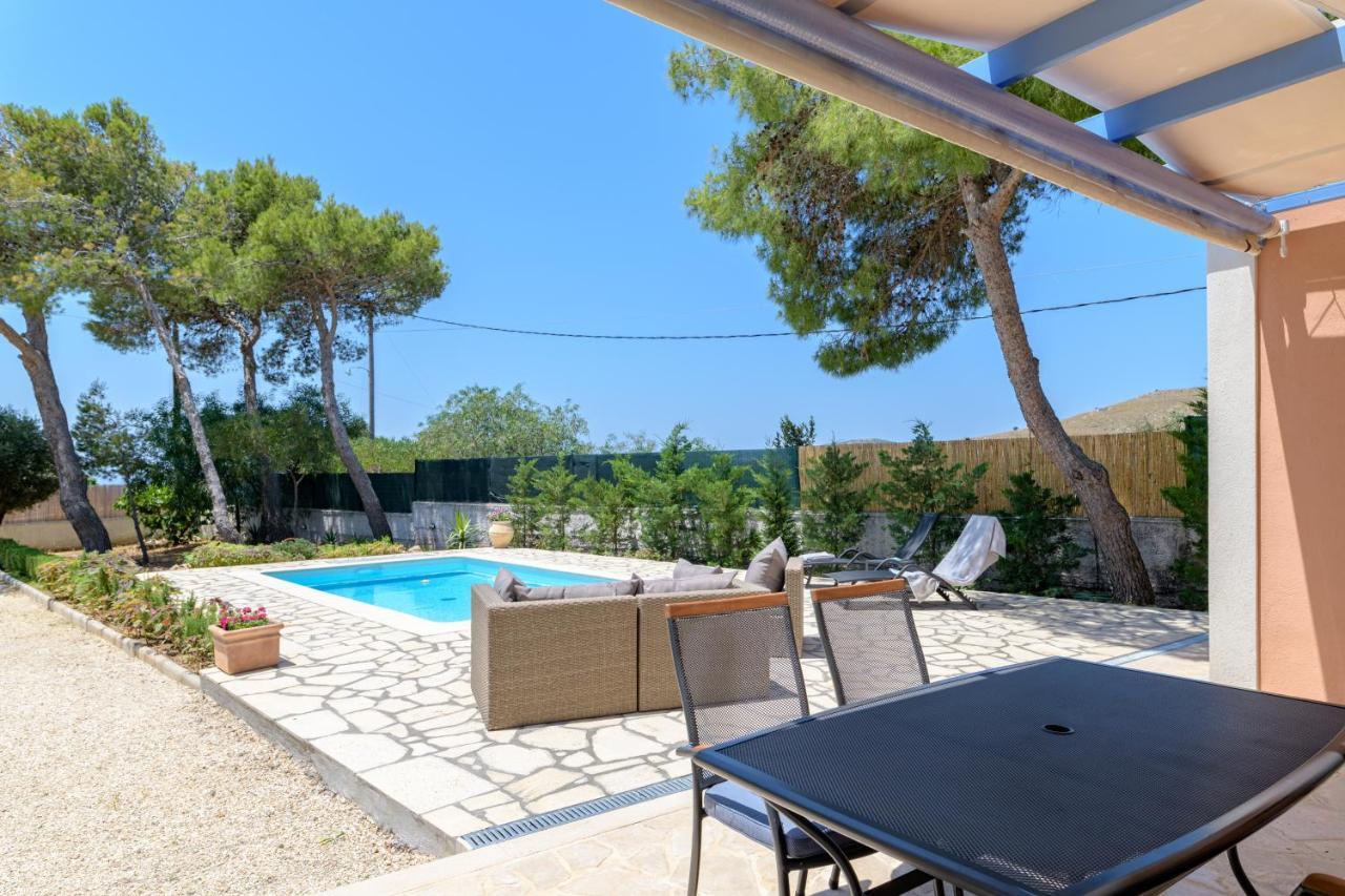 Vila Ponderosa Lixouri Exteriér fotografie