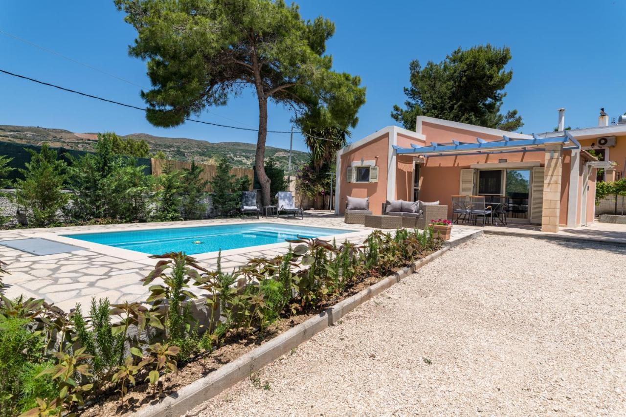Vila Ponderosa Lixouri Exteriér fotografie