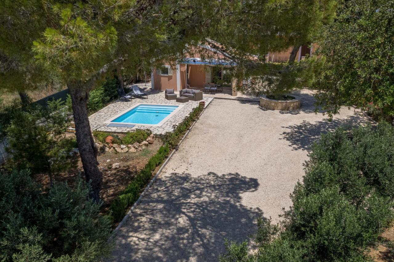 Vila Ponderosa Lixouri Exteriér fotografie
