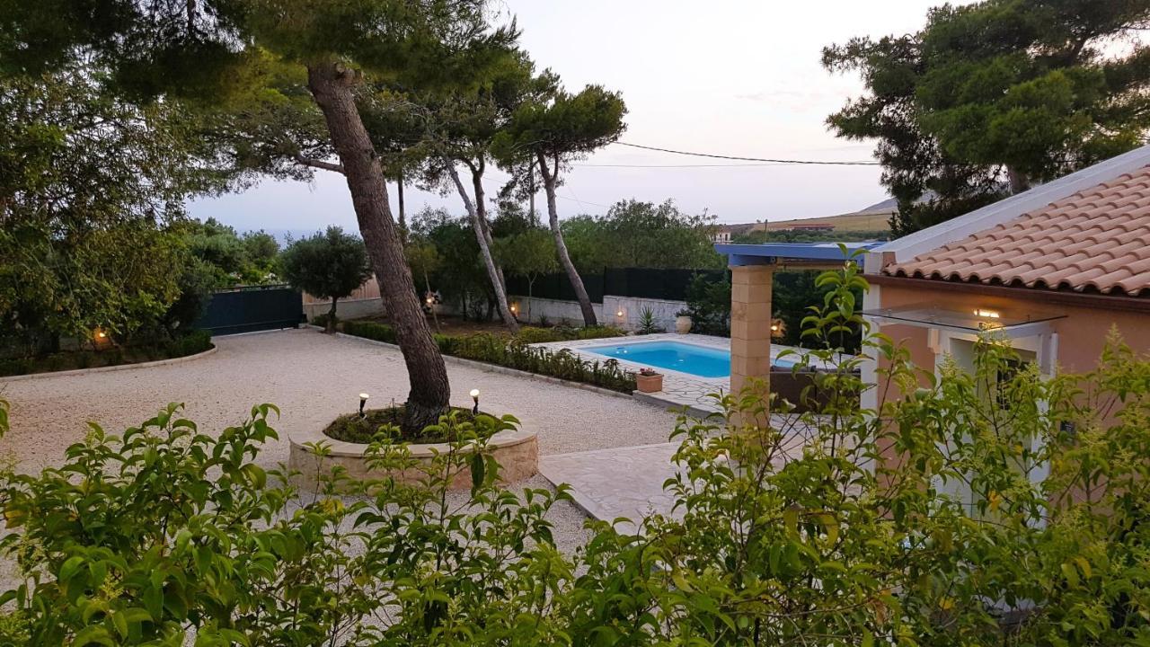 Vila Ponderosa Lixouri Exteriér fotografie